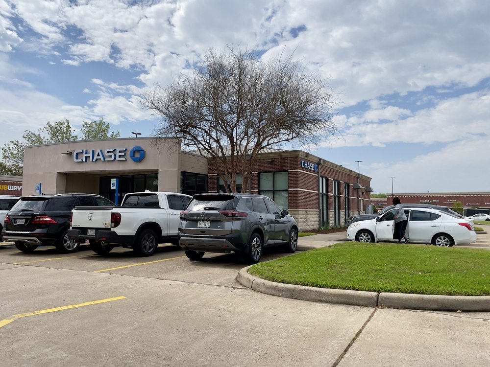 CHASE BANK Updated May 2026 15 Reviews 6220 Hwy 6, Missouri City