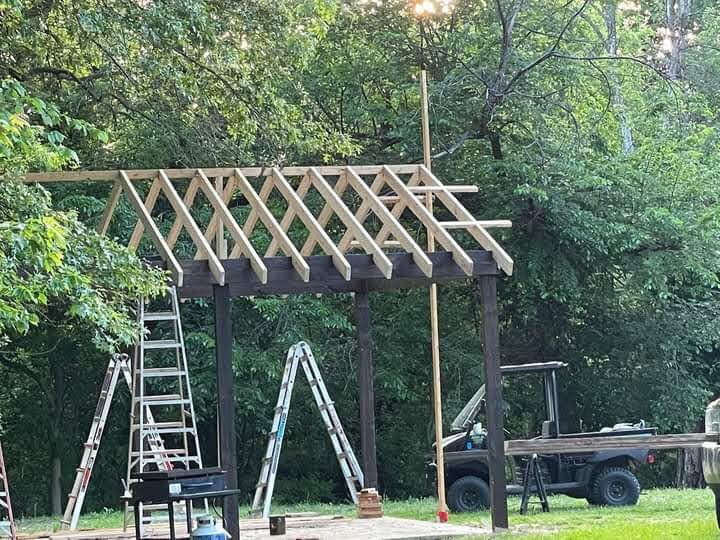 Slide of Ellis Construction & Roofing