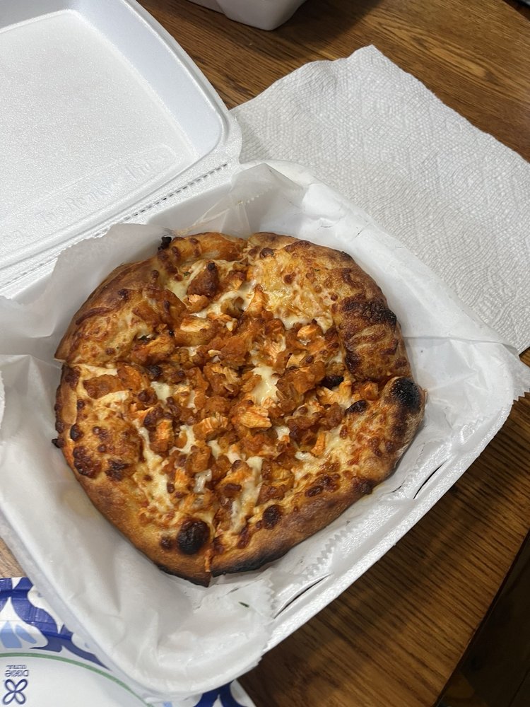 The Cedar Tavern & Grill Logo