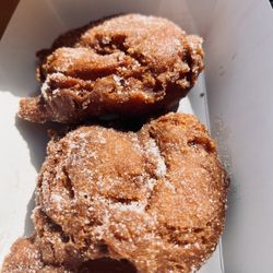O'Neill's Orchard - Apple Fritters