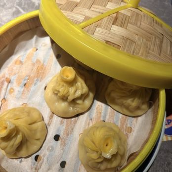 I Noodle - 6 Piece Chicken Soup Dumplings - Dim Sum Near Me - Virginia Beach, Virginia I Noodle - 6 Piece Chicken Soup Dumplings - Dim Sum Near Me - Virginia Beach, Virginia