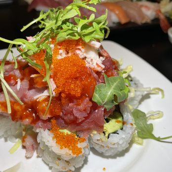 Sushi Miyazawa - Tar-tare Roll - Japanese Near Me - Worcester, Massachusetts