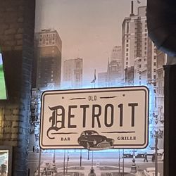 Old Detroit Bar & Grille