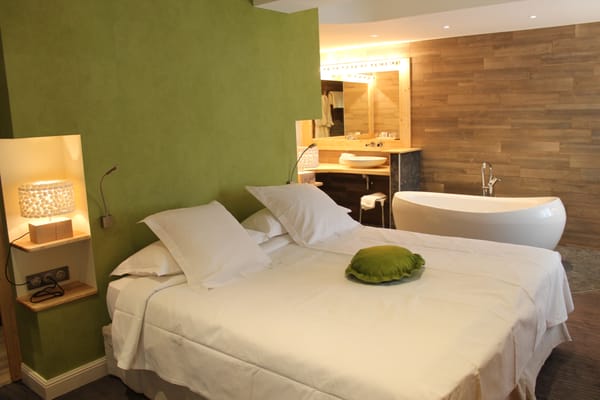 CHENEAUDIÈRE - Hôtel Spa - Relais & Châteaux by null