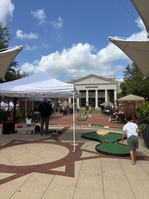 Fairfax Corner by null