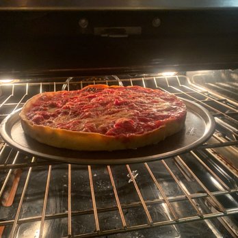 Lou Malnati's Pizzeria - Pizza Near Me - Park Ridge, Illinois