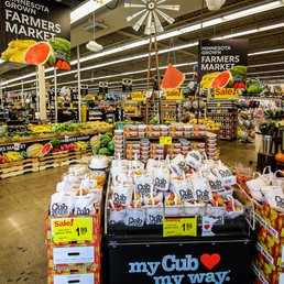 CUB FOODS in UPTOWN. These are fruits and vegetable arranged in a fab Fall display. So how about them apples . . . CUB FOODS in UPTOWN. These are fruits and vegetable arranged in a fab Fall display. So how about them apples . . .