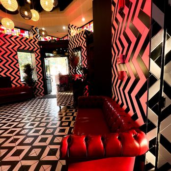 Mas Loco Cantina - Sports Bars Near Me - San Jose, California