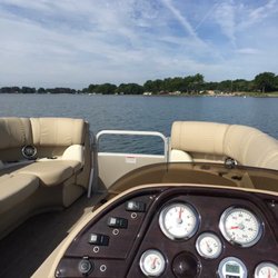 Jet Ski Rentals At Lake Norman - 22' Sunchaser with Bimini Top, Bluetooth, USB, Ski Tow Bar and Tube comes with boat at no extra charge
