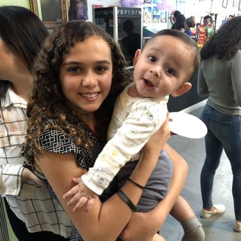 Memo's Canvas - Kid friendly! - Paint & Sip Near Me - Montclair, California