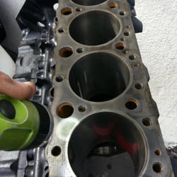 Castillo's Engine Rebuilding