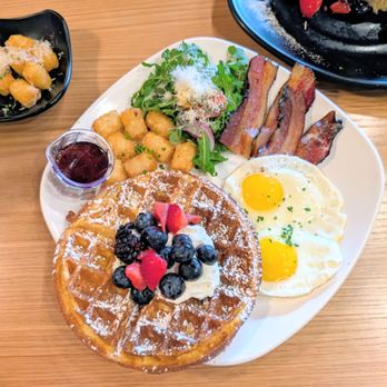 Bluberry Social - Jack's Favorite with bacon - Breakfast & Brunch Near Me - Irvine, California Bluberry Social - Jack's Favorite with bacon - Breakfast & Brunch Near Me - Irvine, California