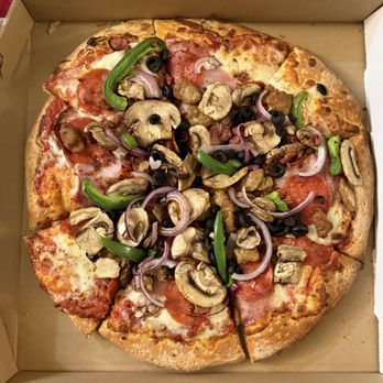 RICK’S PIZZA, BEER, & MORE - Updated July 2025 - 323 Photos & 317 ...