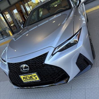 Keyes Lexus - Car Dealers Near Me - Van Nuys, California