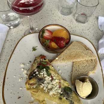 Lazy Dog Restaurant & Bar - Veggie Omelet - New American Near Me - Downey, California Lazy Dog Restaurant & Bar - Veggie Omelet - New American Near Me - Downey, California