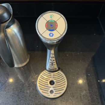 Paul Bakery, Cafe & Restaurant - Funky water faucet~ - French Near Me - Vancouver, British Columbia Paul Bakery, Cafe & Restaurant - Funky water faucet~ - French Near Me - Vancouver, British Columbia