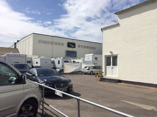 Pinewood Studios by null