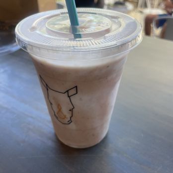 Fix & Repeat - Strawberry cloud - Juice Bars & Smoothies Near Me - Bend, Oregon