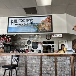 Nucci's Italian Cafe & Pizza - Counter