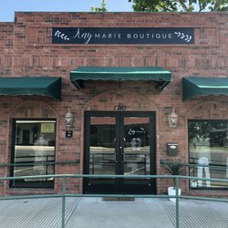 Kay Marie Boutique - Kay Marie Boutique is located in historic downtown Melissa Tx. We carefully hand select and offer womens clothing, jewelry, shoes, gifts and