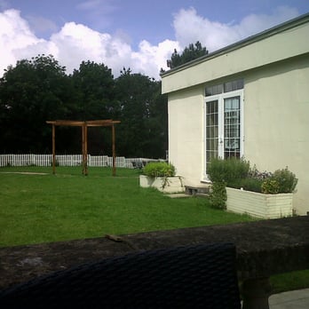 Oriel House Hotel - Hotels Near Me - St Asaph, DEN