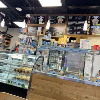 Ben & Jerry’s - Front counter - Ice Cream & Frozen Yogurt Near Me - Las Vegas, Nevada Ben & Jerry’s - Front counter - Ice Cream & Frozen Yogurt Near Me - Las Vegas, Nevada