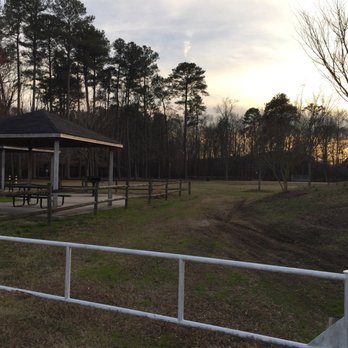 Woodstock Park - Small baseball field in back - Dog Parks Near Me - Virginia Beach, Virginia Woodstock Park - Small baseball field in back - Dog Parks Near Me - Virginia Beach, Virginia