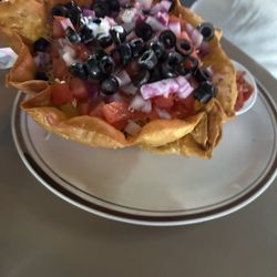 Porter's Pub - The Meeting Eating Drinking Place - Taco salad