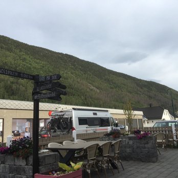 Pillarguri Kafè - View from outdoor seating - Modern European Near Me - Otta, 05