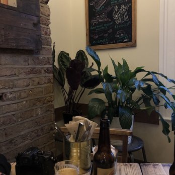 Arancina - Inside upstairs - Pizza Near Me - London, XGL