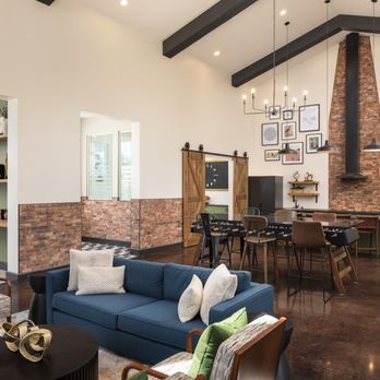VellaTerra - Clubhouse - Apartments Near Me - Loveland, Colorado VellaTerra - Clubhouse - Apartments Near Me - Loveland, Colorado