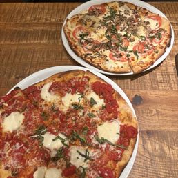 Margherita Pizza , Five Cheese Fresh Tomato