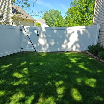 Revamp Fence & Deck - Fences & Gates Near Me - Aurora, Illinois Revamp Fence & Deck - Fences & Gates Near Me - Aurora, Illinois