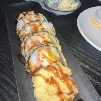 Makitto Sushi - Vegas Roll - Sushi Bars Near Me - Mesa, Arizona