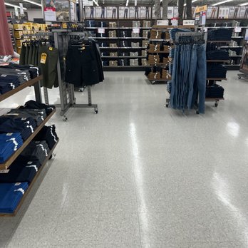BLAIN'S FARM & FLEET - Ottawa, IL - Department Stores Near Me - Ottawa, Illinois BLAIN'S FARM & FLEET - Ottawa, IL - Department Stores Near Me - Ottawa, Illinois