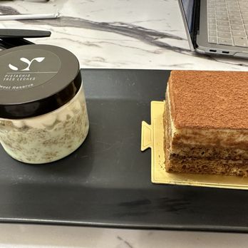 Sweet Reserve - Bakeries Near Me - Skokie, Illinois