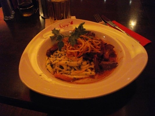 Restaurant Luv by null