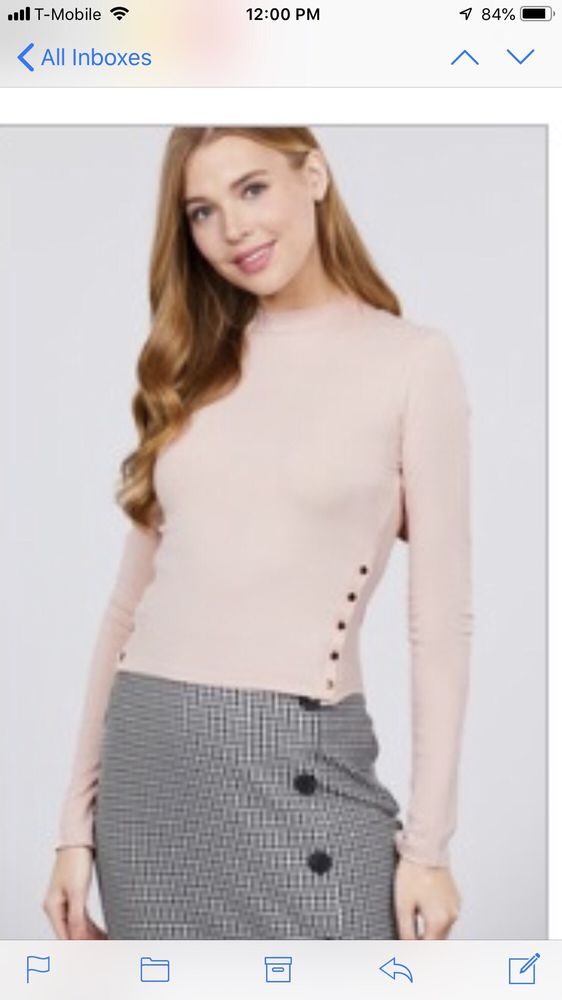 Rosalie Fashions Logo