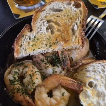 Crockett Tavern - Shrimp scampi - American Near Me - San Antonio, Texas Crockett Tavern - Shrimp scampi - American Near Me - San Antonio, Texas