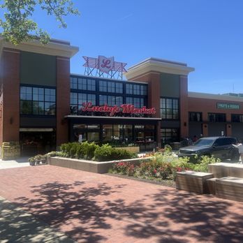 Lucky’s Market - Outside view from Neil - Grocery Near Me - Columbus, Ohio Lucky’s Market - Outside view from Neil - Grocery Near Me - Columbus, Ohio