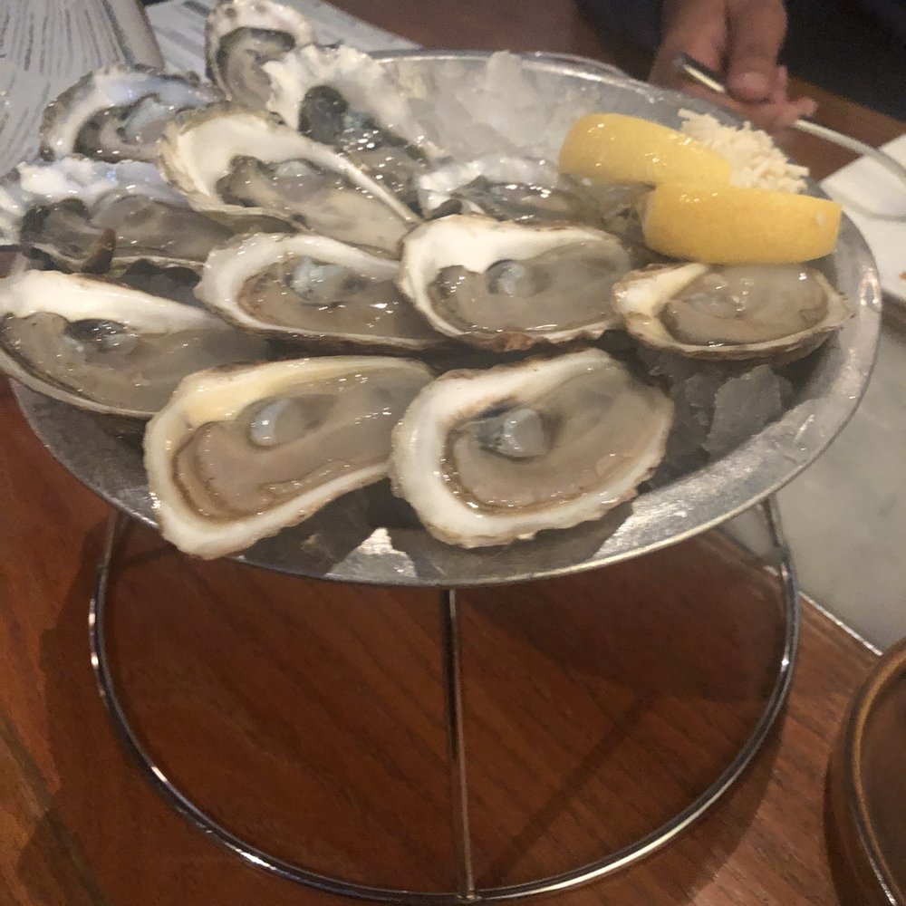 Pearl Diver - Seafood Near Me - Toronto, Ontario