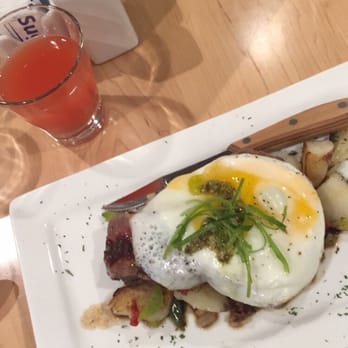 Cambria Hotel Cleveland Avon - Steak and eggs with grapefruit juice - Hotels Near Me - Avon, Ohio Cambria Hotel Cleveland Avon - Steak and eggs with grapefruit juice - Hotels Near Me - Avon, Ohio