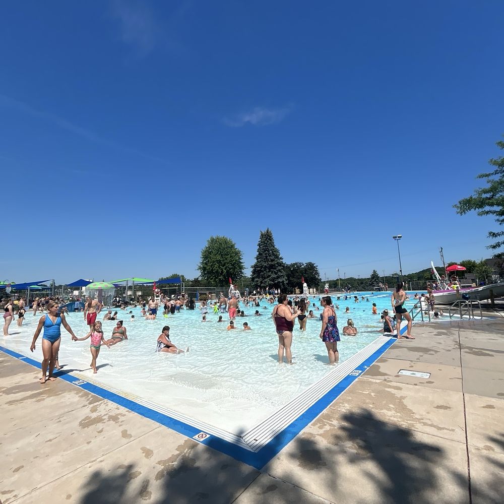 Kaukauna Swimming Pool - Swimming Pools Near Me - Kaukauna, Wisconsin Kaukauna Swimming Pool - Swimming Pools Near Me - Kaukauna, Wisconsin