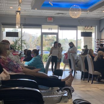 Lavish Nail Bar - No social distancing - Nail Salons Near Me - Braselton, Georgia Lavish Nail Bar - No social distancing - Nail Salons Near Me - Braselton, Georgia