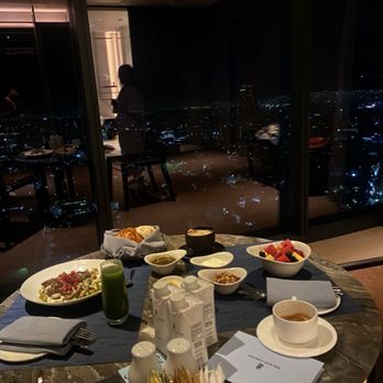 The Ritz - Room service - Hotels Near Me - México, D.F., DIF