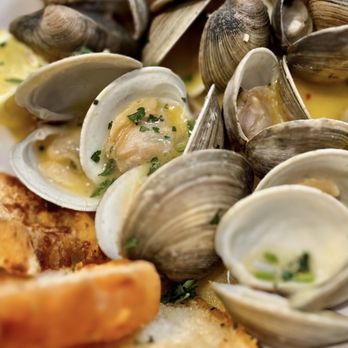 The Rustic Spoon - Clam Appetizer - Breakfast & Brunch Near Me - Virginia Beach, Virginia