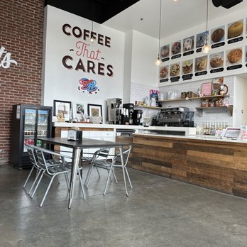 Simply Done Donuts - Indoor seating - Food Trucks Near Me - Dunwoody, Georgia Simply Done Donuts - Indoor seating - Food Trucks Near Me - Dunwoody, Georgia