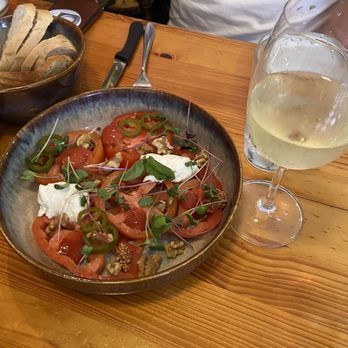 Chez Temporel - Tomato appetizer - French Near Me - Quebec City, Quebec Chez Temporel - Tomato appetizer - French Near Me - Quebec City, Quebec