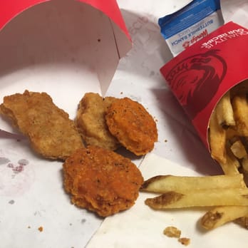 Wendy's - Regular nuggets put in my 10 pc spicy combo. Terrible customer service. - Burgers Near Me - San Leandro, California Wendy's - Regular nuggets put in my 10 pc spicy combo. Terrible customer service. - Burgers Near Me - San Leandro, California