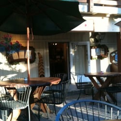 Austin's - Outdoors at austins